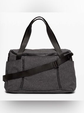 Lululemon Define Duffle Bag